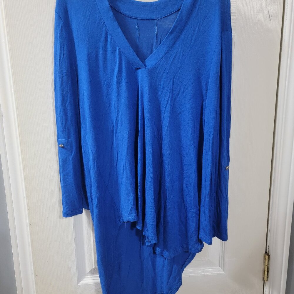 Blue top
